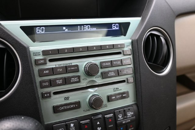 Used 2010 Honda Pilot Touring image 31