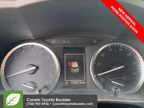 Used 2019 Toyota Highlander Limited Platinum AWD/4WD image 9
