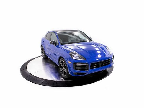 Certified 2023 Porsche Cayenne GTS image 38