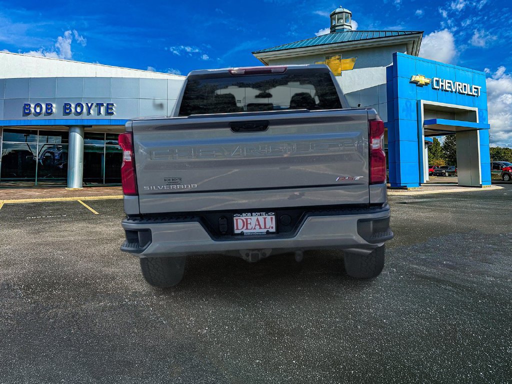 New 2026 Chevrolet Silverado 1500 RST w/ RST Select Package RWD image 4