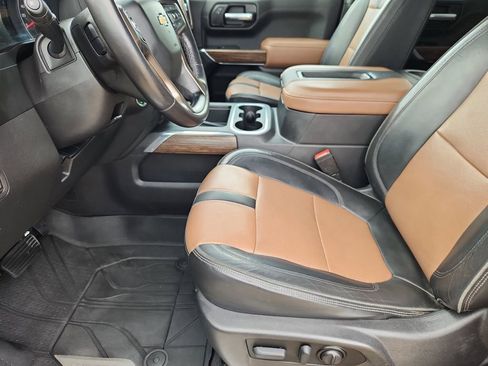Used 2021 Chevrolet Silverado 1500 High Country AWD/4WD image 8