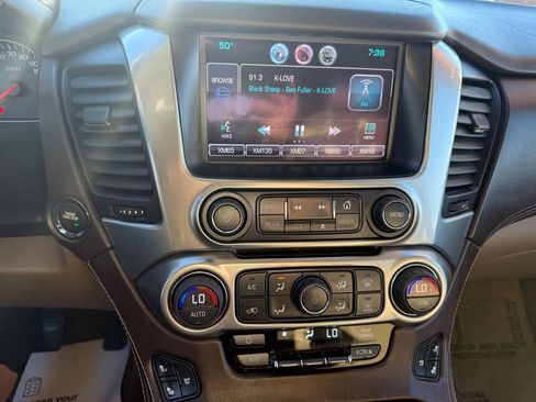 Used 2015 Chevrolet Suburban LTZ image 23