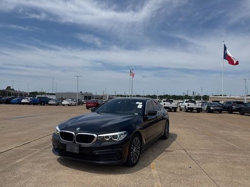 Used 2019 BMW 530i w/ Premium Package RWD image 8