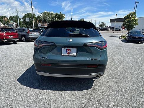 New 2027 Honda HR-V Sport image 5