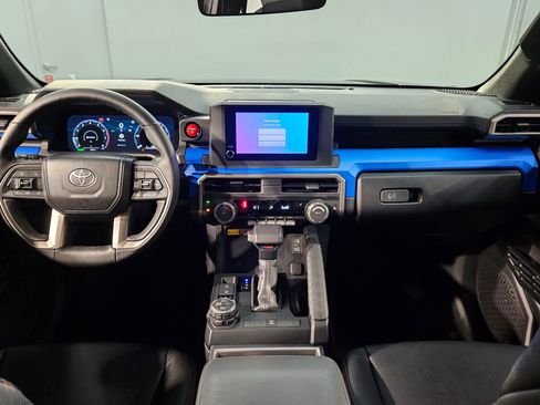 Used 2025 Toyota 4Runner TRD Off-Road image 10