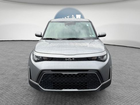 Used 2023 Kia Soul LX image 9