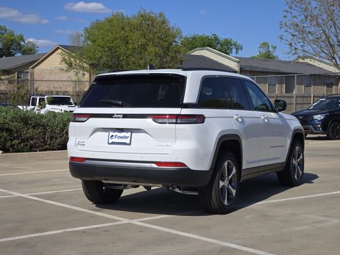 New 2026 Jeep Grand Cherokee Limited AWD/4WD image 4