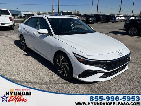 Certified 2025 Hyundai Elantra SEL image 1