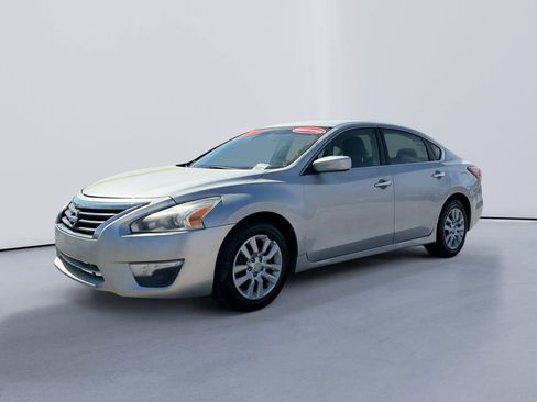 Used 2013 Nissan Altima 2.5 S image 7
