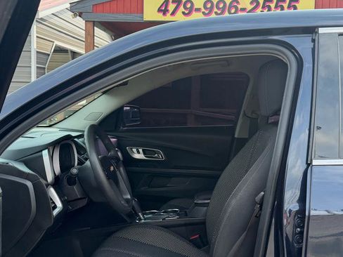 Used 2017 Chevrolet Equinox LS image 6