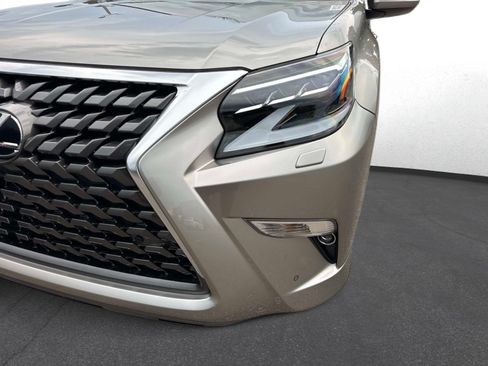 Certified 2023 Lexus GX 460 Premium AWD/4WD image 9