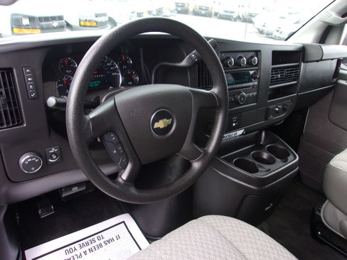 Used 2016 Chevrolet Express 3500 LT w/ LT Preferred Equipment Group image 14