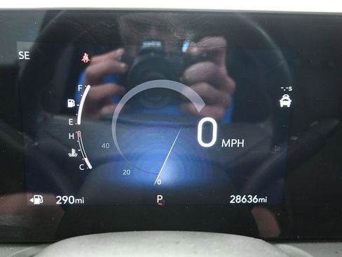 Used 2025 Buick Encore GX Preferred AWD/4WD image 10