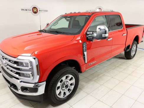 Used 2025 Ford F350 Lariat w/ Chrome Package image 35