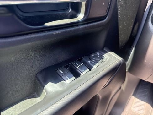 Used 2021 Chevrolet Silverado 1500 Custom RWD image 11