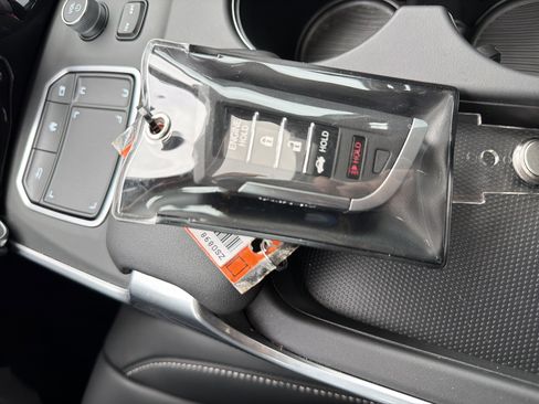 Certified 2025 Acura TLX w/ Technology Package image 36