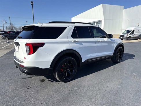Used 2024 Ford Explorer ST w/ Equipment Group 401A image 6