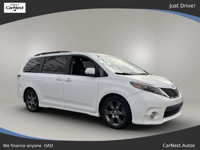 Used 2015 Toyota Sienna SE w/ SE Preferred Package