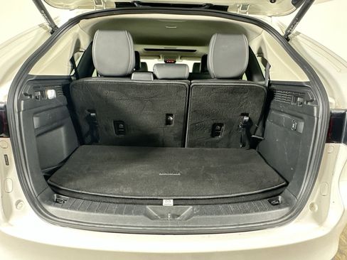 Used 2024 MAZDA CX-90 Plug-In Hybrid w/ Preferred AWD/4WD image 30