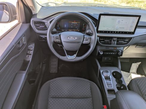 Used 2023 Ford Escape Active w/ Tech Pack #1 AWD/4WD image 15