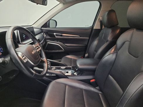 Used 2022 Kia Telluride LX AWD/4WD image 17