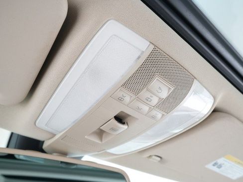 Used 2011 Mercedes-Benz GLK 350 4MATIC image 45