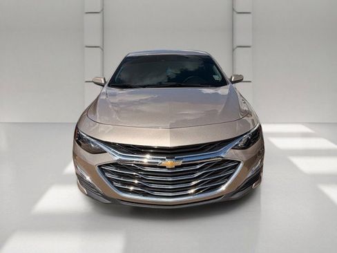 Used 2024 Chevrolet Malibu LS FWD image 2