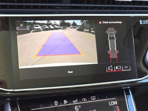 Used 2020 Audi Q7 2.0T Premium image 31