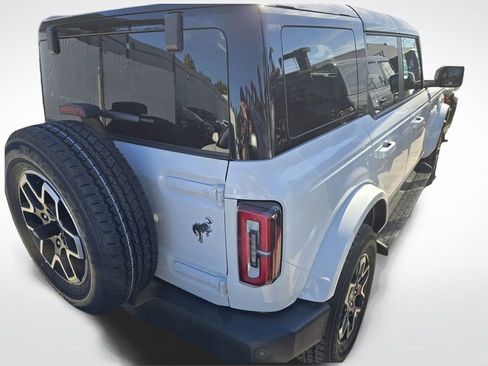 Used 2025 Ford Bronco Outer Banks image 7