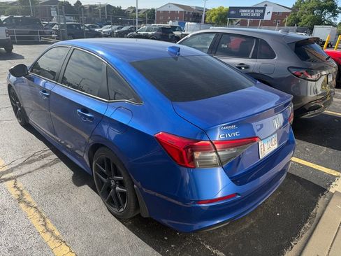 Used 2022 Honda Civic Sport image 5