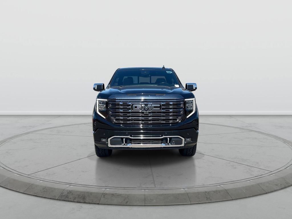 Used 2024 GMC Sierra 1500 Denali Ultimate AWD/4WD image 3