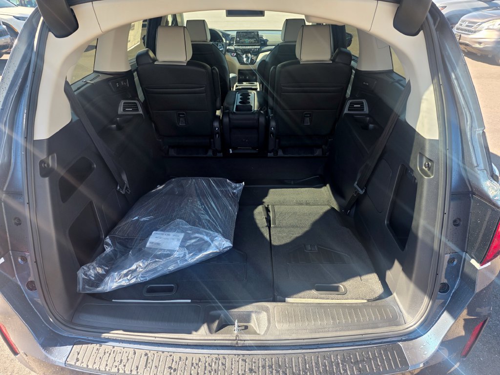 New 2027 Honda Odyssey Elite image 17