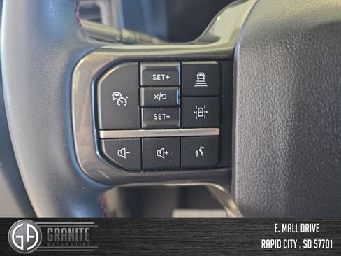 Used 2024 Ford Expedition Limited AWD/4WD image 34