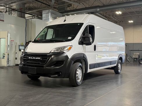 Used 2023 RAM ProMaster 2500 FWD image 10