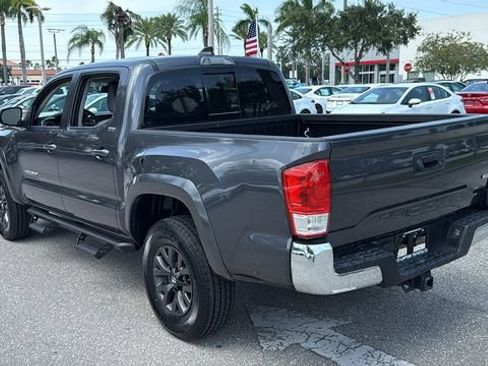 Used 2023 Toyota Tacoma SR5 RWD image 5