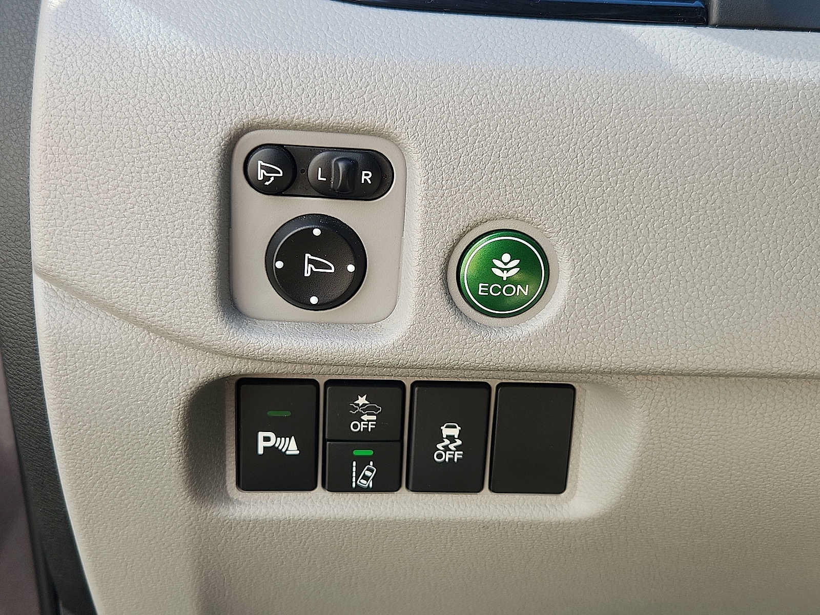 Used 2020 Honda Pilot Elite image 22