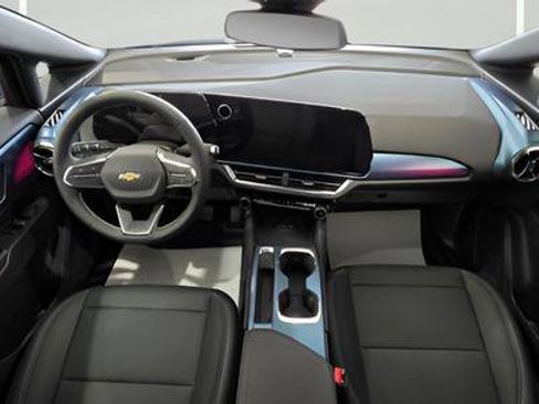 New 2026 Chevrolet Equinox EV LT AWD/4WD image 24