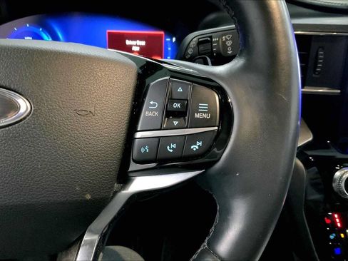 Used 2021 Ford Explorer Platinum w/ Equipment Group 601A AWD/4WD image 20