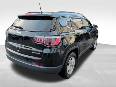 Used 2018 Jeep Compass Sport w/ Cold Weather Group image 5