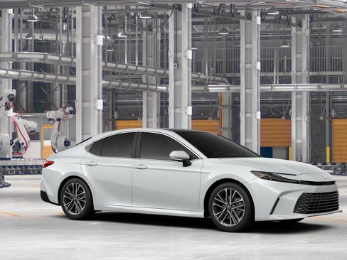 New 2026 Toyota Camry XLE AWD/4WD image 14