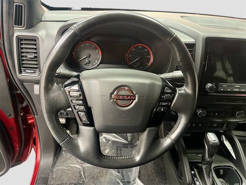 Used 2022 Nissan Frontier PRO-4X w/ Pro-4X Premium Package image 11