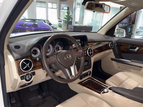 Used 2015 Mercedes-Benz GLK 350 2WD image 6