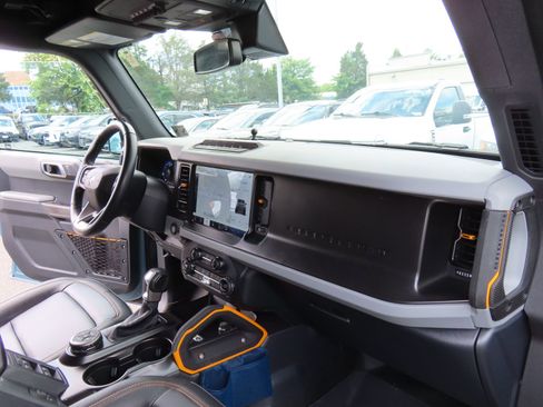 Used 2023 Ford Bronco Badlands AWD/4WD image 18