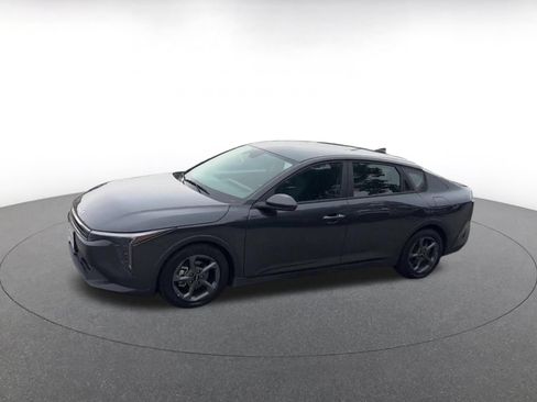 Used 2025 Kia K4 FWD image 8