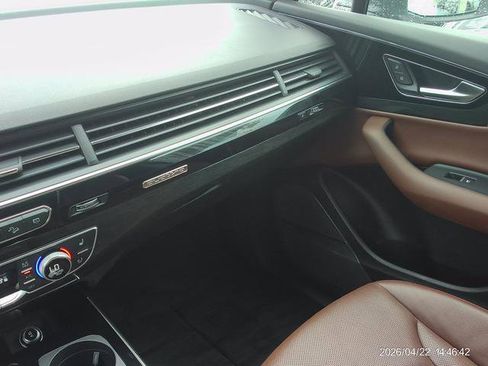 Used 2019 Audi Q7 3.0T Prestige AWD/4WD image 13