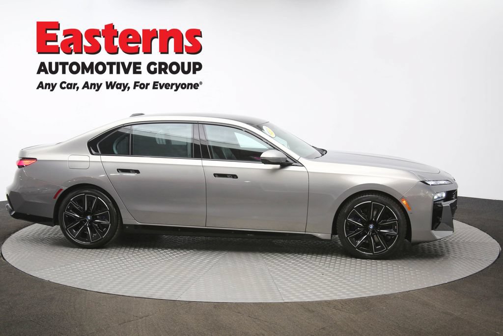Used 2023 BMW 760i xDrive w/ Executive Package AWD/4WD image 52