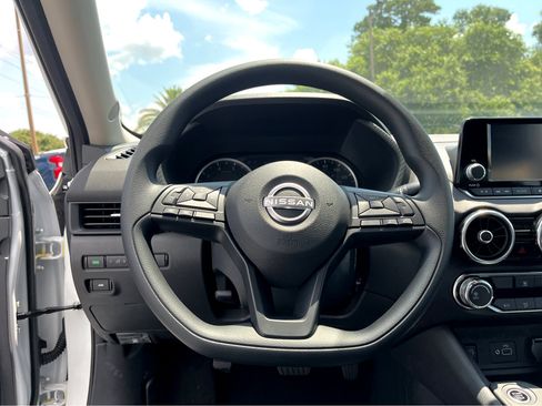 New 2025 Nissan Sentra S image 14