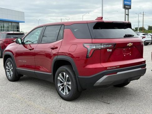 New 2026 Chevrolet Equinox LT w/ Convenience Package II AWD/4WD image 3