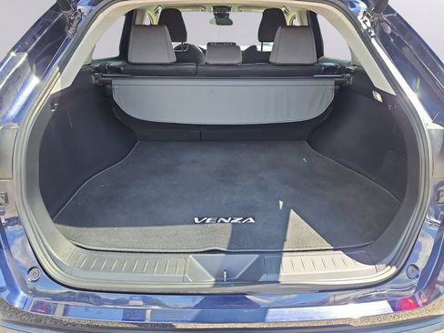 Used 2021 Toyota Venza LE w/ Carpet Mat Package (TMS) AWD/4WD image 32