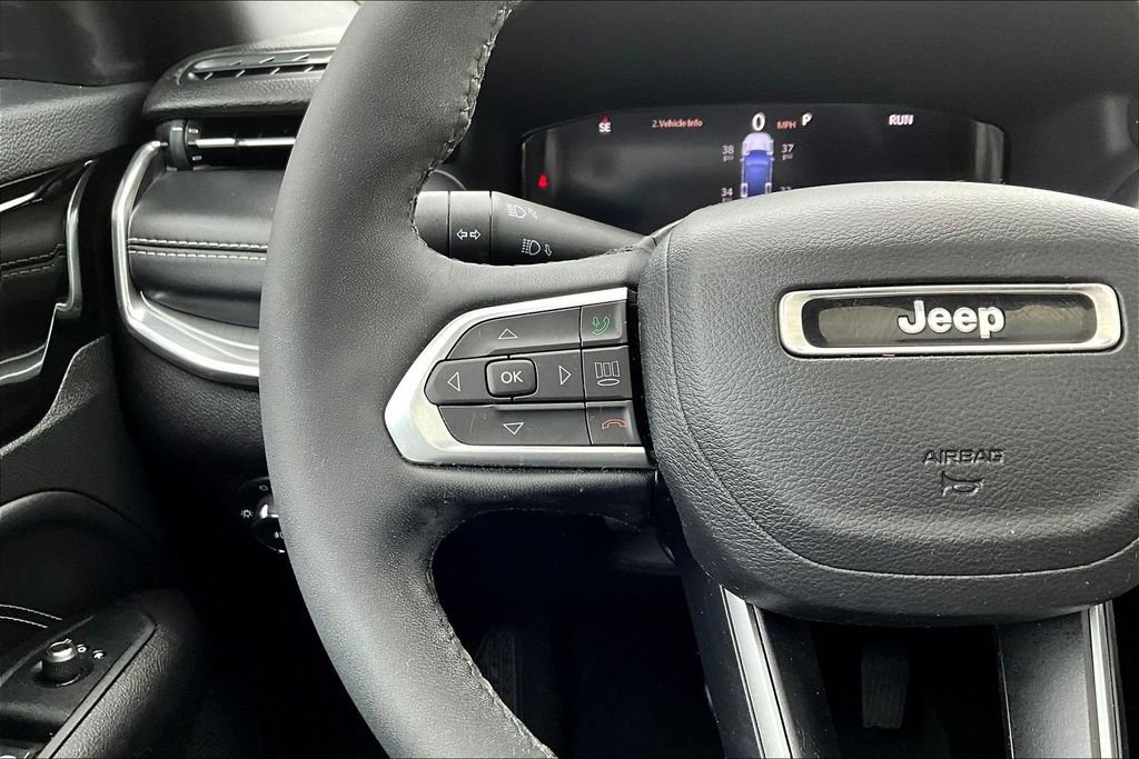 Used 2023 Jeep Compass High Altitude AWD/4WD image 11